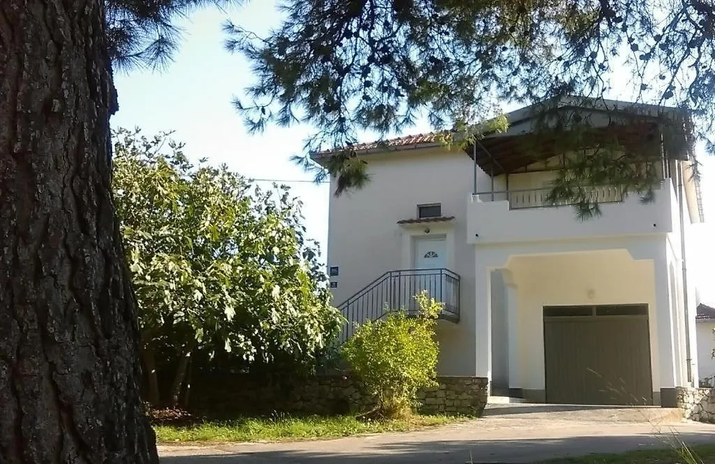 Apartment In Okrug Donji With Sea View, Terrace, Air Conditioning, Wifi 5136-1 Donji Okrug   Donji Okrug (Ciovo)