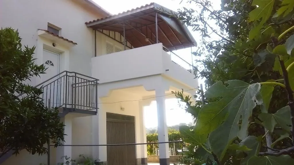 Apartment In Okrug Donji With Sea View, Terrace, Air Conditioning, Wifi 5136-1 Donji Okrug  Croatia