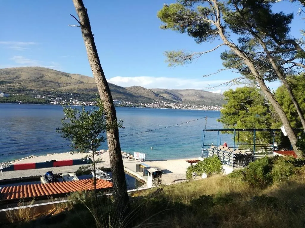 Apartment In Okrug Donji With Sea View, Terrace, Air Conditioning, Wifi 5136-1 Donji Okrug