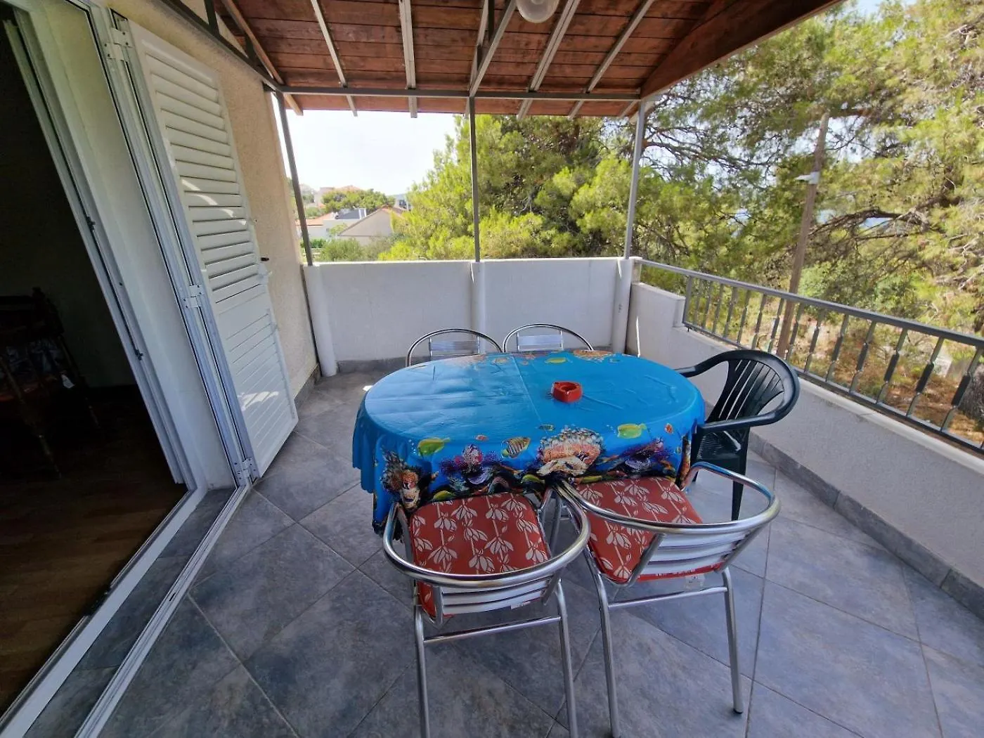 Apartment In Okrug Donji With Sea View, Terrace, Air Conditioning, Wifi 5136-1 Donji Okrug   Donji Okrug (Ciovo)